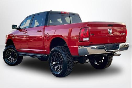 2019 RAM 1500 SLT