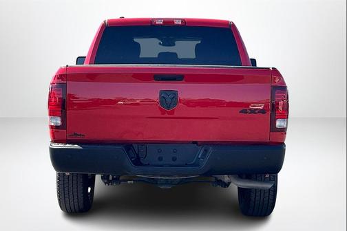 2024 RAM 1500 Classic Warlock Crew Cab 4x4 5'7' Box