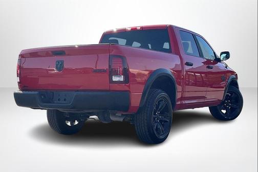2024 RAM 1500 Classic Warlock Crew Cab 4x4 5'7' Box
