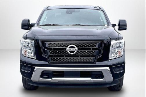 2020 Nissan Titan SV