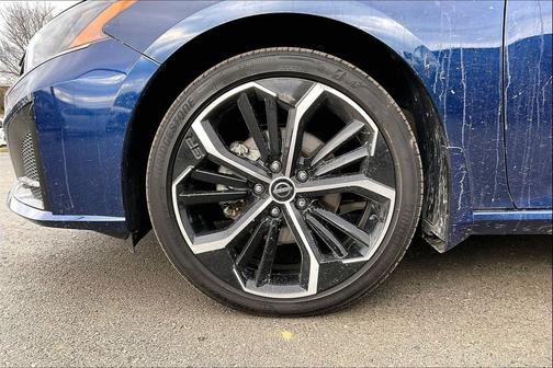 2023 Nissan Altima SR Intelligent AWD