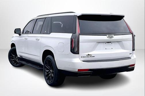2023 Cadillac Escalade ESV Sport Platinum