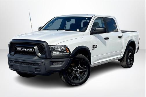 2024 RAM 1500 Classic Warlock Crew Cab 4x2 5'7' Box