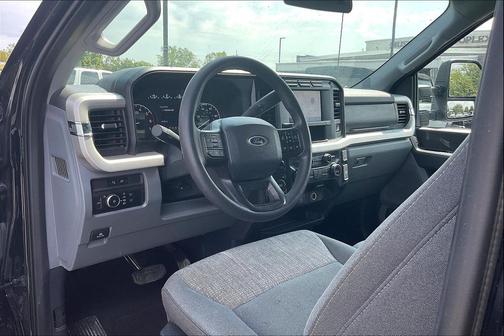 2024 Ford F-250 XLT