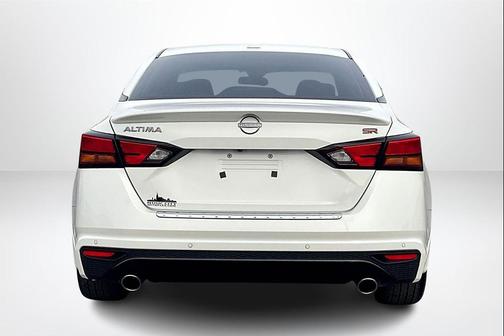 2023 Nissan Altima SR FWD