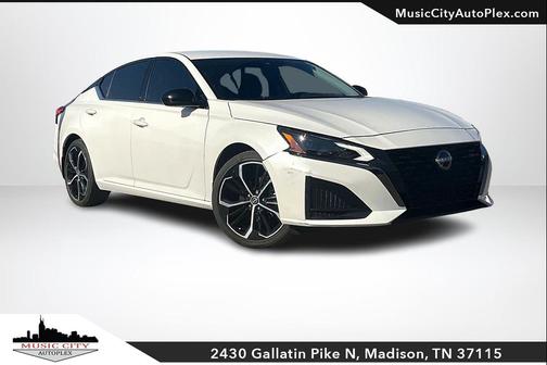 2023 Nissan Altima SR FWD
