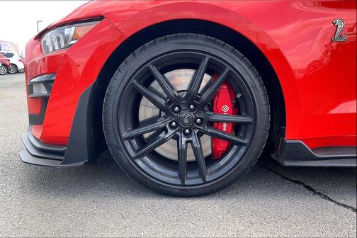 2022 Ford Shelby GT500 Base