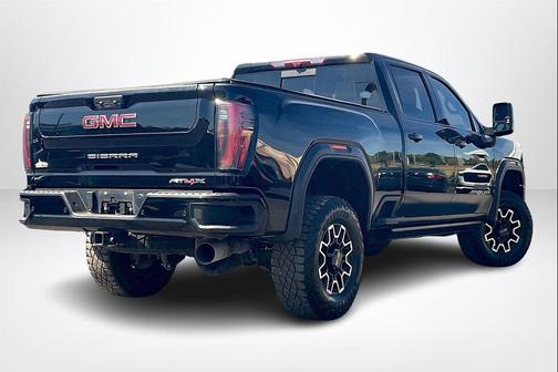 2024 GMC Sierra 2500 AT4