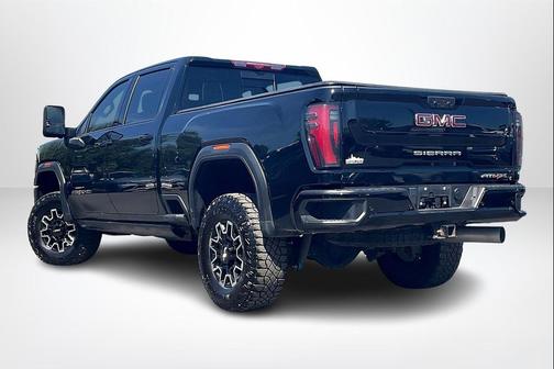 2024 GMC Sierra 2500 AT4