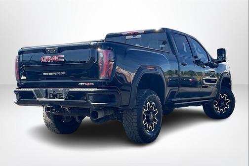 2024 GMC Sierra 2500 AT4
