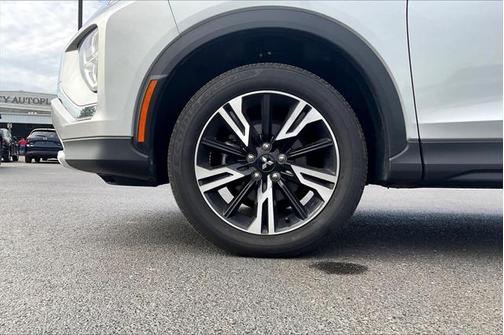 2024 Mitsubishi Eclipse Cross SE