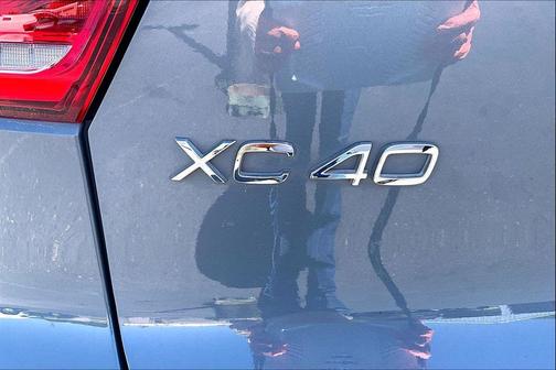 Gray 2023 Volvo XC40 B4 Ultimate Dark Theme