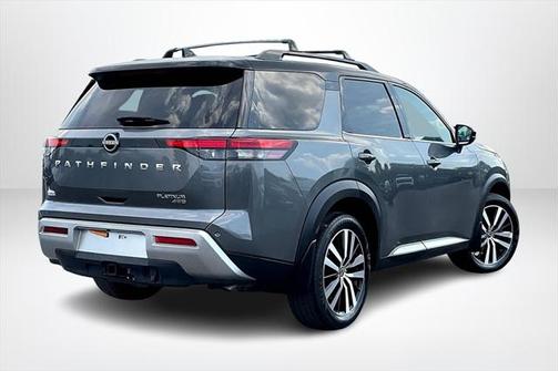 2024 Nissan Pathfinder Platinum 4WD