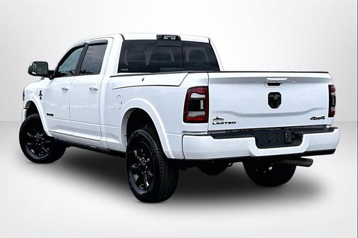 Bright White Clearcoat 2022 RAM 2500 Limited Crew Cab 4x4 6'4' Box