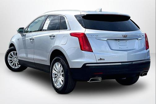Radiant Silver Metallic 2018 Cadillac XT5 Base