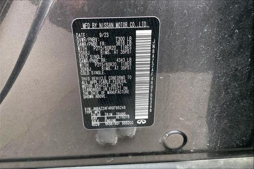 2024 INFINITI QX80 Luxe