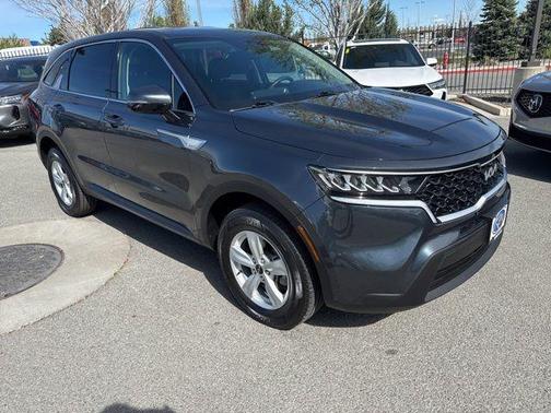 2022 Kia Sorento LX