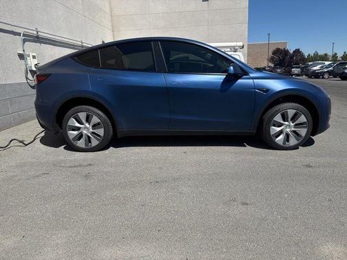 Blue 2021 Tesla Model Y Long Range