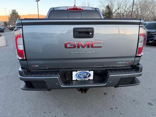 2022 GMC Canyon AT4 w/Leather