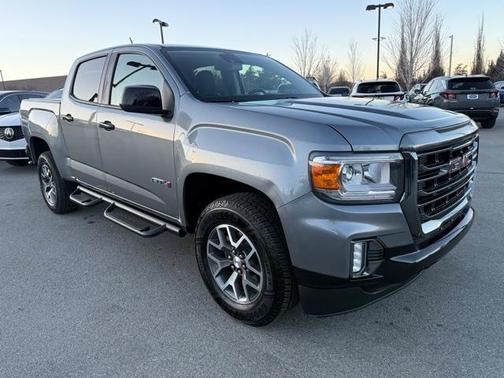 2022 GMC Canyon AT4 w/Leather