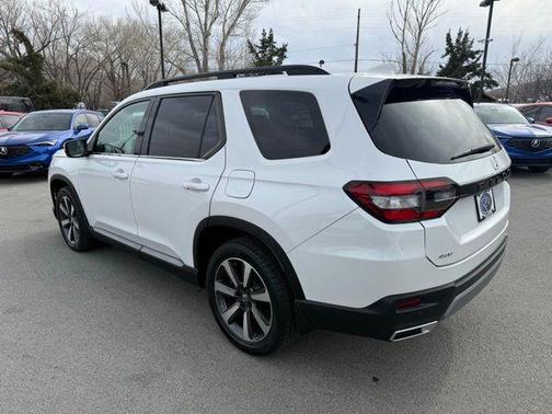 2023 Honda Pilot Elite