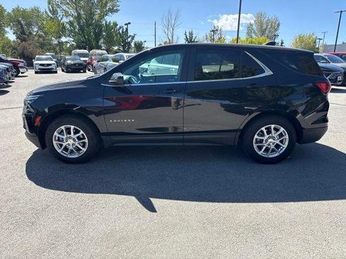 Mosaic Black Metallic 2024 Chevrolet Equinox LT