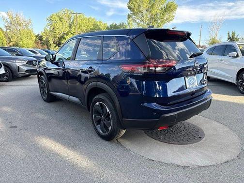 Deep Ocean Blue 2024 Nissan Rogue SV