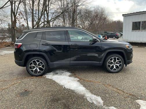 Diamond Black 2025 Jeep Compass Limited