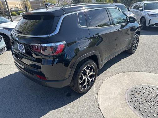 Diamond Black 2025 Jeep Compass Limited