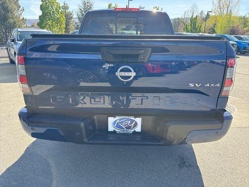 Deep Blue Pearl 2023 Nissan Frontier SV