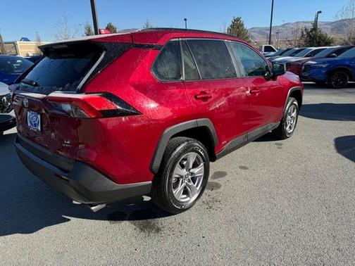 2025 Toyota RAV4 Hybrid LE