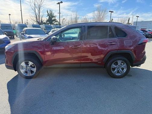 2025 Toyota RAV4 Hybrid LE