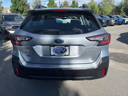 Ice Silver Metallic 2022 Subaru Outback
