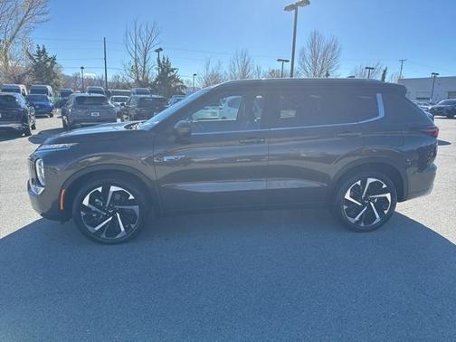 2024 Mitsubishi Outlander PHEV SEL
