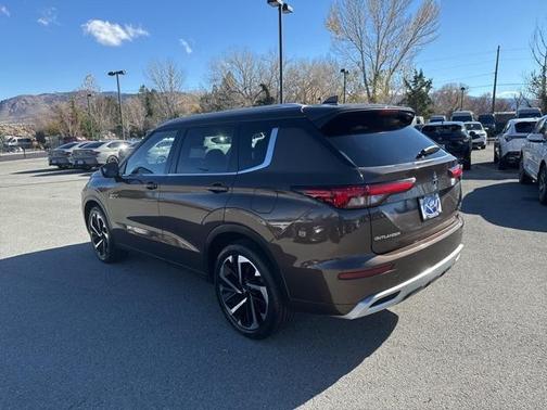2024 Mitsubishi Outlander PHEV SEL