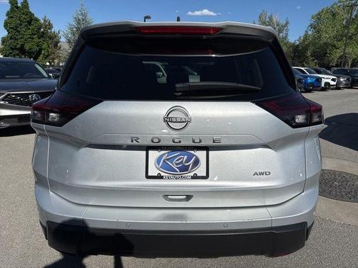 Brilliant Silver Metallic 2024 Nissan Rogue S