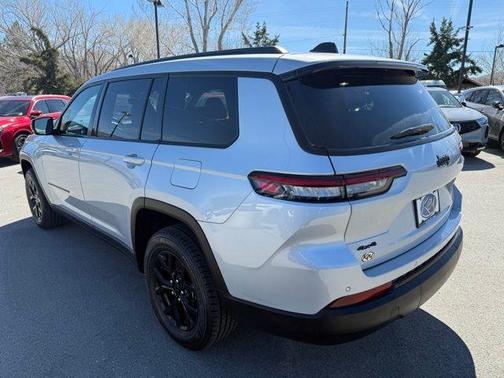 2024 Jeep Grand Cherokee L Laredo