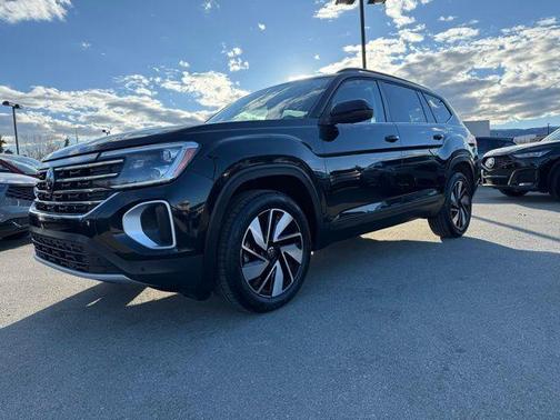 2025 Volkswagen Atlas 2.0T SE