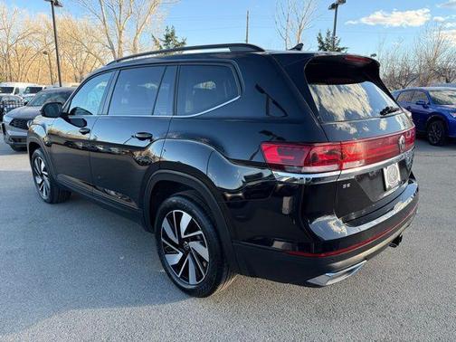 2025 Volkswagen Atlas 2.0T SE