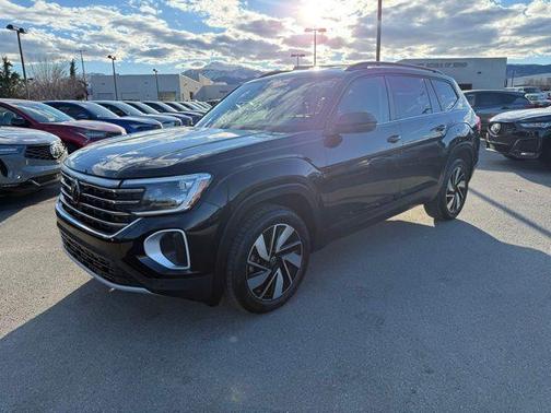 2025 Volkswagen Atlas 2.0T SE