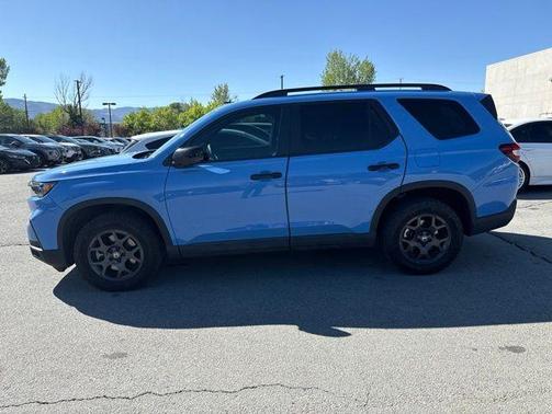 Pearl 2024 Honda Pilot TrailSport