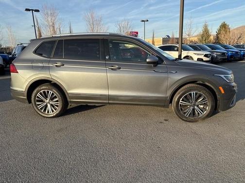 2024 Volkswagen Tiguan 2.0T Wolfsburg Edition