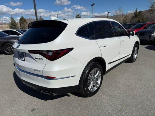 2025 Acura MDX 