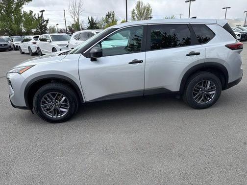 Brilliant Silver Metallic 2024 Nissan Rogue S