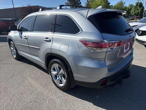 Silver Sky Metallic 2016 Toyota Highlander Limited Platinum