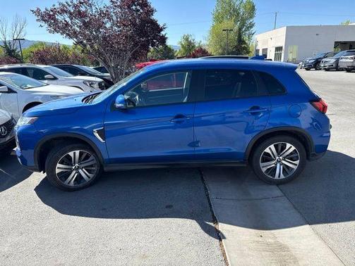 Gray 2024 Mitsubishi Outlander Sport 2.0 ES