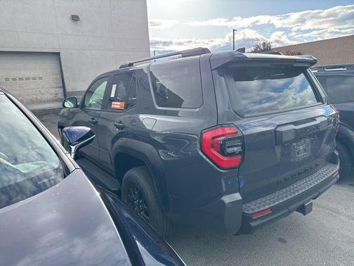 UNDERGROUND 2025 Toyota 4Runner SR5