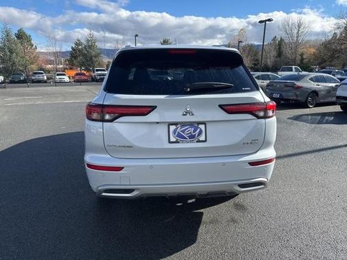 2024 Mitsubishi Outlander PHEV SEL