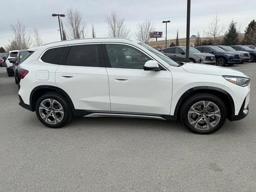 2025 BMW X1 xDrive28i