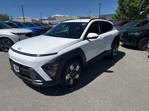 White 2024 Hyundai KONA SEL